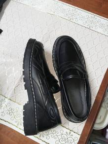 Kasut Loafer untuk lelaki