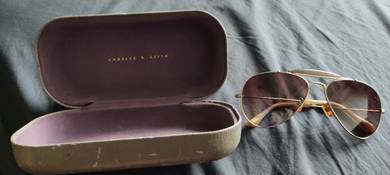 Authenthic Charles Keith Aviator shades