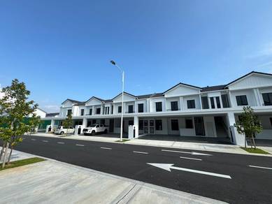 Townhouse For Sale in Batu Kawan,PNG