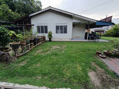 1-storey Terraced House For Sale in Bukit Serindit,MLK
