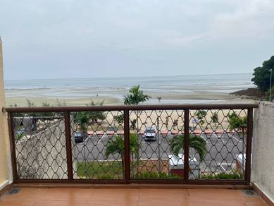 Condominium For Sale in Tanjung Biru Condominium