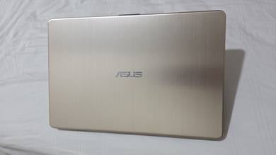 Asus Vivobook with 20 GB Ram + 1 TB HDD