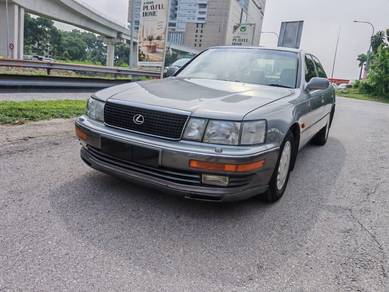 1995 Lexus LS 400