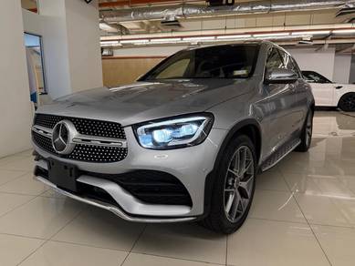 Mercedes Benz GLC300 300 4MATIC AMG LINE in Kota Damansara, SGR