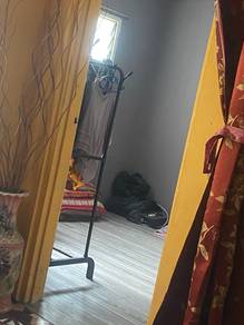 Room in Bandar Tasik Selatan, KUL