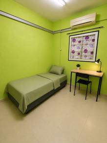 Room in Puchong, SGR