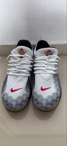 Size: UK -8.5, EU -43