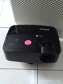 InFocus IN2124a DLP digital multimedia projector 1