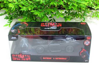 JADA 1-32 New 2022 Batmobile & Batman Figure