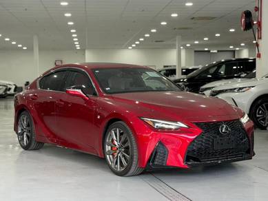 Lexus IS 300 F-SPORT in Subang Jaya, SGR