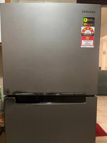 FREE! Samsung Refrigerator / Peti Sejuk