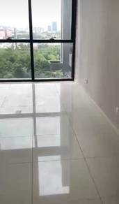 Service Residence For Sale in Icon Residenz @ Icon City