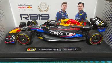Bburago 1/18 F1 2023 Red Bull RB19