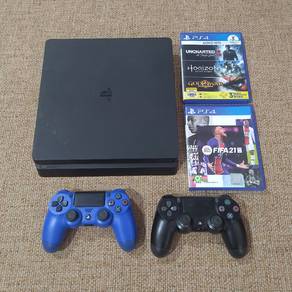 Sony PS4 Slim 