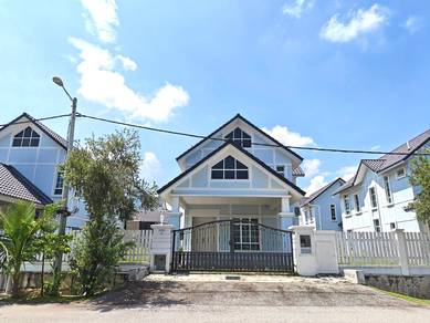 Bungalow House For Rent in Ayer Keroh,MLK