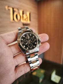 Pre-loved Tiptop Daytona 116503
Year 2016 Black 💎