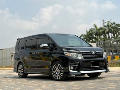 Toyota Voxy ZS in Johor Bahru, JHR