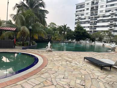 Condominium For Rent in Le Renaissance