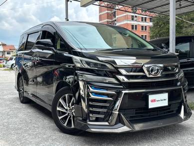 Toyota Vellfire  in Seri Kembangan, SGR