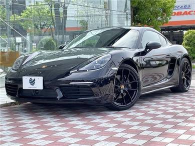 Porsche Cayman 718 in Setia Alam, SGR