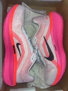 nike air winflo 11 white/pink