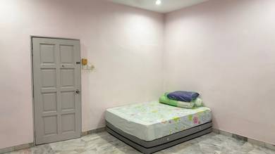 Room in Klang, SGR