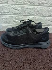 Uk8 Skechers GoWalk Sneakers