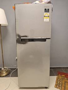 Used 2-door Samsung Fridge