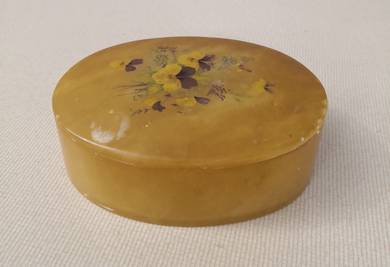 Hand carved alabaster Italy trinket box