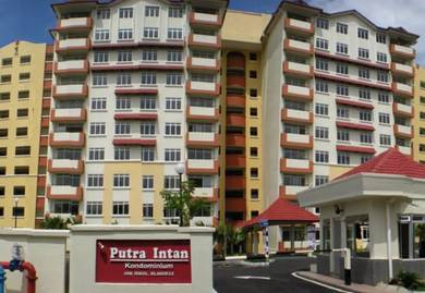 Condominium For Sale in Putra Intan Kondominium