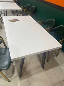 : Meja Makan / Meja Mesyuarat Putih
