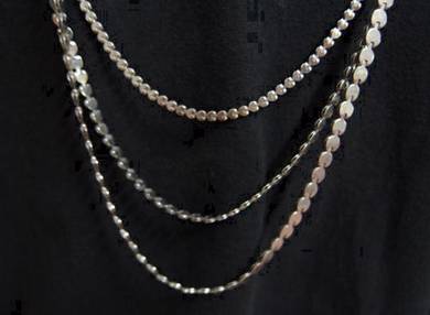 Retro Metal Necklace - 1980s