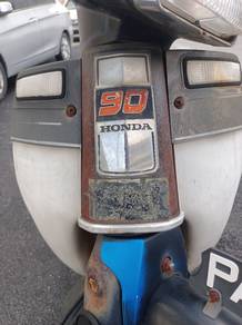Honda C90