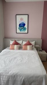 Queen size bed ( Full set)