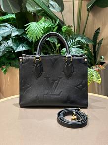 Louis Vuitton PM On The Go