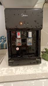Hot & Cold Dispenser .Midea. . F20p
