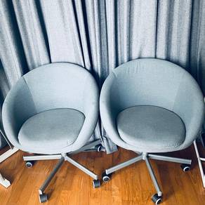 tv stand(ikea) and swivel chair (ikea)