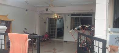 2-storey Terraced House For Sale in Cheng,MLK
