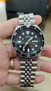 Seiko SKX007K1 legend diver watch 