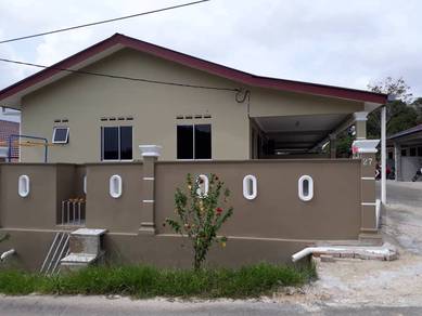 Umiee Homestay di Jln Hj Noh Bt 18 Kg Sg Tiram