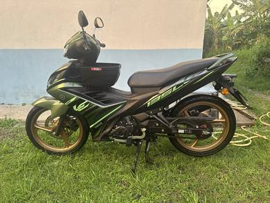 moss green om