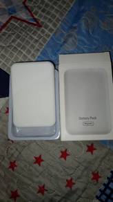 magnetic wireless powerbank