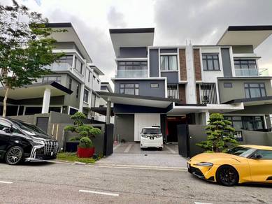 Semi-Detached House For Sale in Iskandar Puteri,JHR