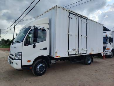 Hino XZC730 Corrugated Box 18ft Enjin Hijau