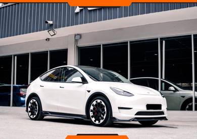 Tesla Model Y LONG RANGE in Others, SGR