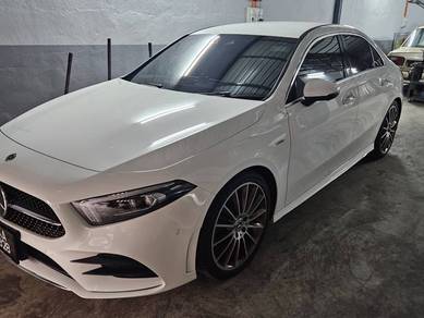 Mercedes Benz A250 250 AMG LINE in Gelugor, PNG