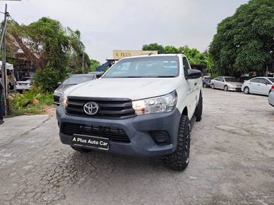 Toyota Hilux SINGLE CAB in Klang, SGR