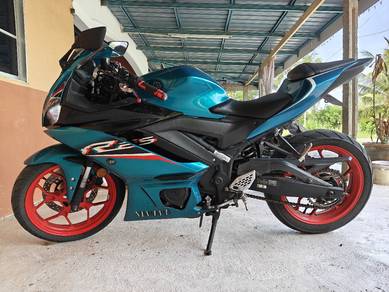 Yamaha R25