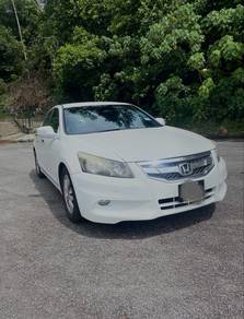 Honda Accord VTi-L in Ampang Hilir, KUL