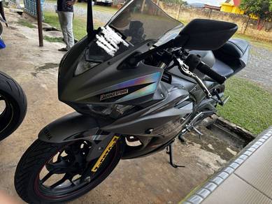 Yamaha R25